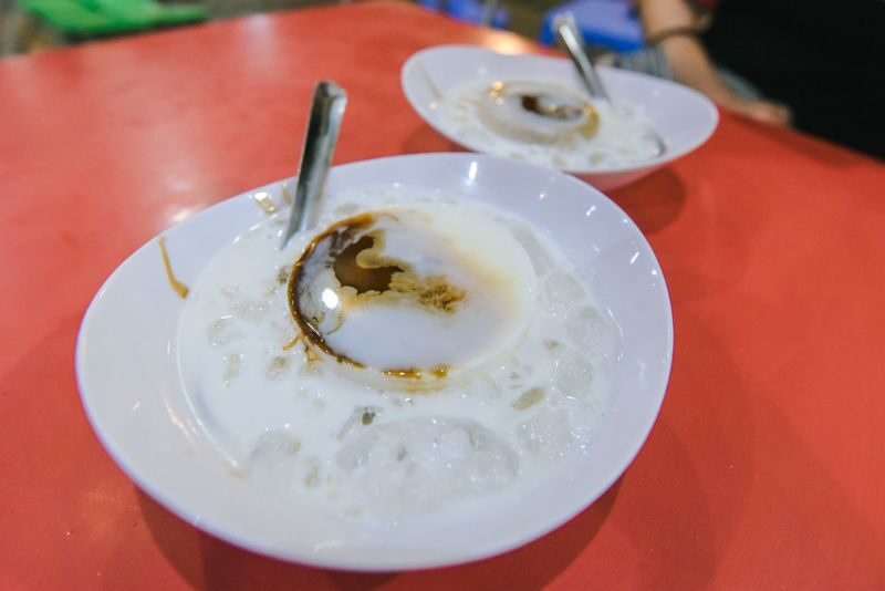 Food and Sightseeing Night Tour with Aodai Rider in Da Nang - What the 6 p.m. start means for your evening