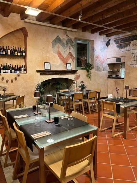 Food and Wine Experience - Booking and Cancellation Policy