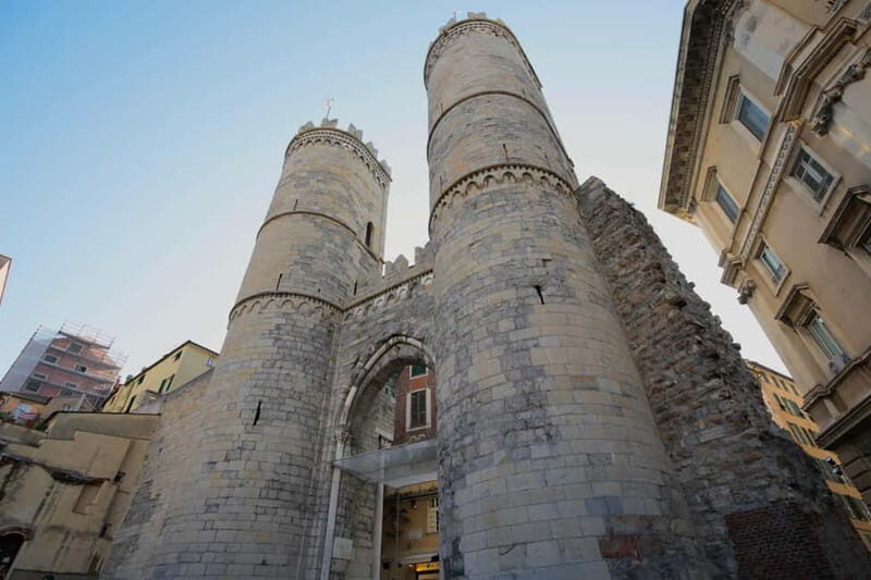 Food Guided Tour with Wine Tastings in Genoa - The Experience in Detail