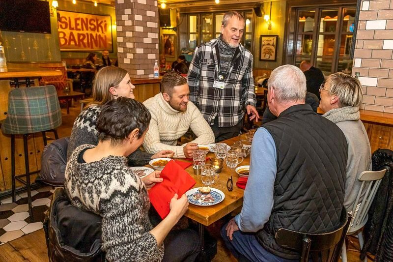 Food Lovers Tour in Reykjavik - At a glance: ten tastings and a city walk