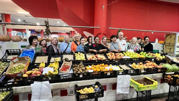 Food Market Guided Tour with Chef and Cooking Class - Why This Tour Is Worth Considering