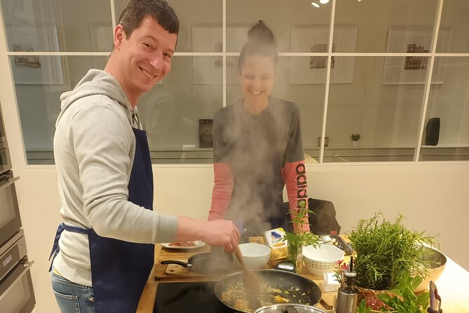 Food Market Visit and Cooking Workshop in a Coruña - Cancellation Policy