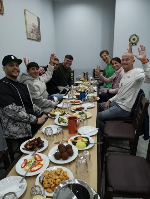 Food Tour Evenings and Sundays - Neighborhoods to Explore