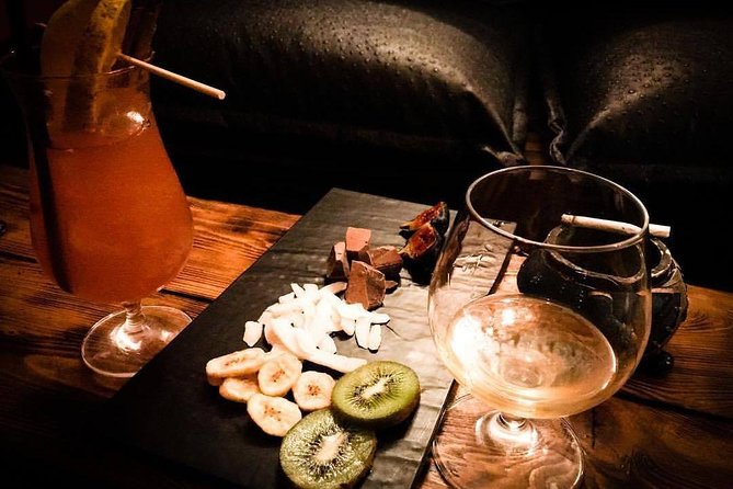 Food Tour: History&Tasting of Naples With Your Local Guide - Local Guide Expertise