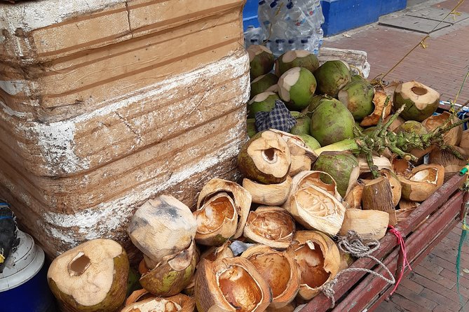 Food Tour in Santa Marta Old City Half-Day - Market Exploration