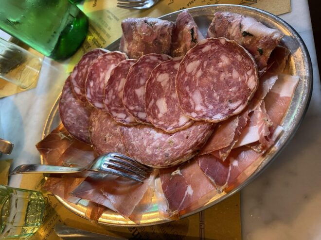Food Tour Through the Streets of Florence - Meeting Point