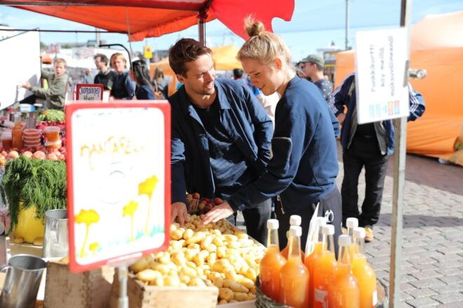 FOOD Tour With Rooftop Bar Visit in Helsinki - Tour Highlights