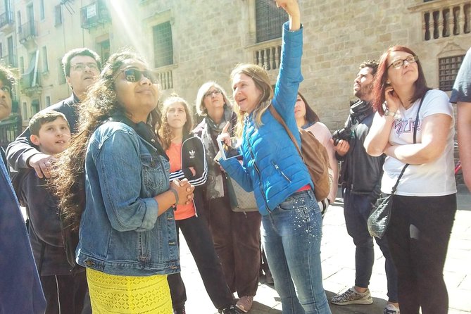 Foodie Tapas and Wine Experience Small Group Tour - Cancellation Policy