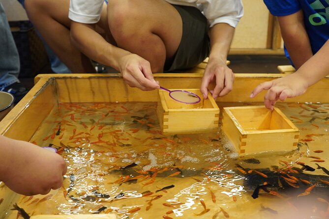 Foodie Tour and Sightseeing in Asakusa With Free Photoshoot - Lunch Options
