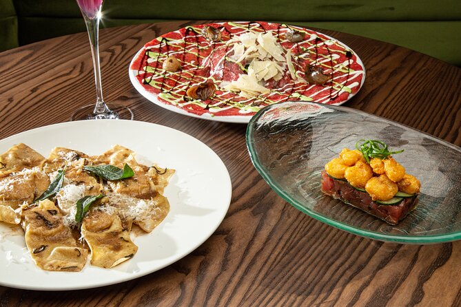 Foodie Tour: Virgin Hotel Private Self-Guided Finger Licking Foodie Tour - Pricing and Guarantee