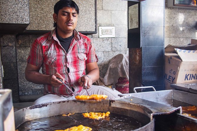 Foodies Walk Through New Delhi - Additional Tour Information