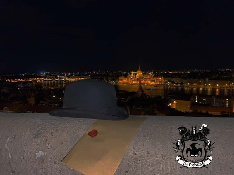 FoolsCode: EscapeRoom/Sightseeing tour with Actor Tourguide - The Practical Details