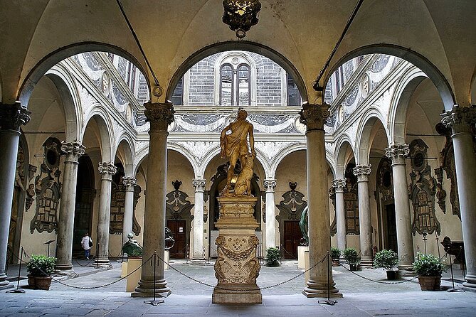 Footsteps of Medici Tour With Wine Tasting in Florence - Weather Conditions and Tour Operation
