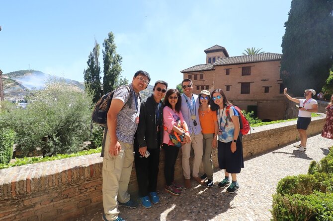 For Cruise Passengers ONLY: Granada and Alhambra From Malaga Port - Common Questions