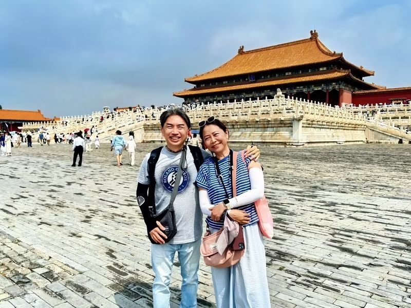 Forbidden City, Tiananmen Square & Treasure Museum Small Group Tour - The choice between Tiananmen Square and more palace time