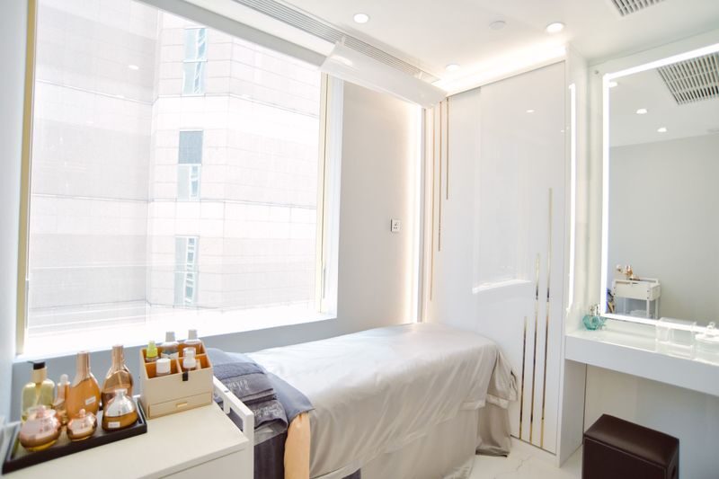 FOREVR BEAU Beauty & Massage Experience in Causeway Bay - Who should consider booking