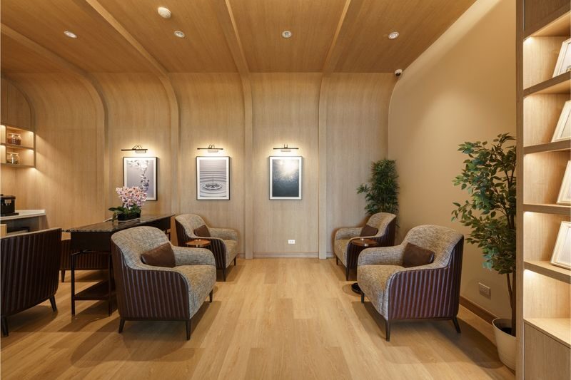 Form Recovery and Wellness at Asok in Bangkok - A 30-minute recovery stop, not a full spa day