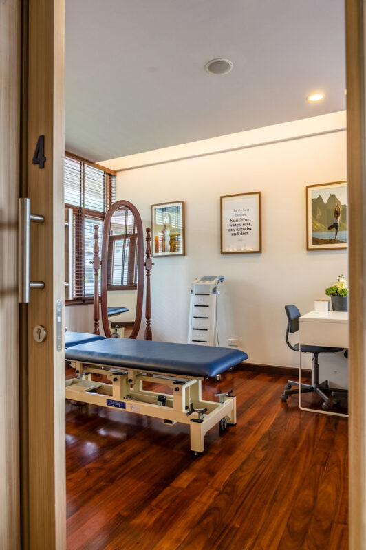 Form Recovery and Wellness at Sukhumvit 49 (Thonglor) in Bangkok - Timing, health, and cancellation details