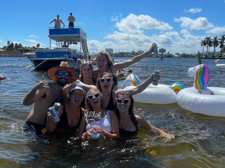 Fort Lauderdale: Double Decker Party Boat Rental - Captains Services