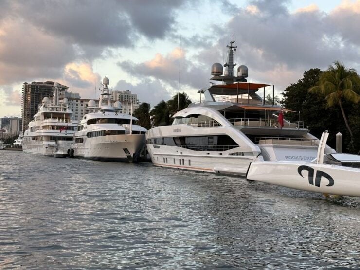 Fort Lauderdale: Millionaires Homes and Megayachts Cruise - Provider Information and Rating