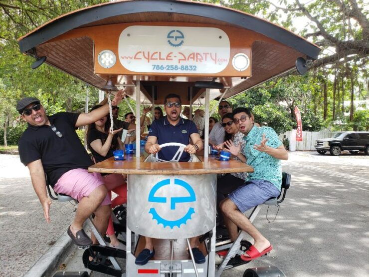 Fort Lauderdale: Party Bike Bar Crawl - Booking Details