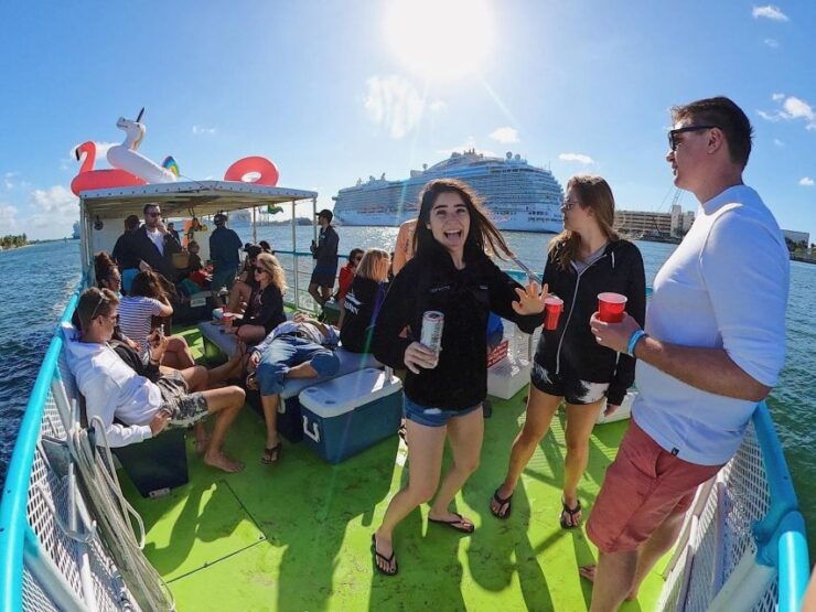 Fort Lauderdale: Scenic Boat Trip W/ Swim Stop & Inflatables - Activity Details