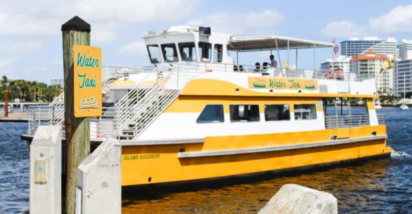 Fort Lauderdale: Water Taxi All-Day Pass - Discounts and Local Establishments