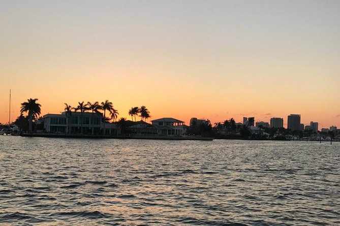 Fort Lauderdale Water Taxi - All Day Pass - Experience Mansions and Yachts of the Rich