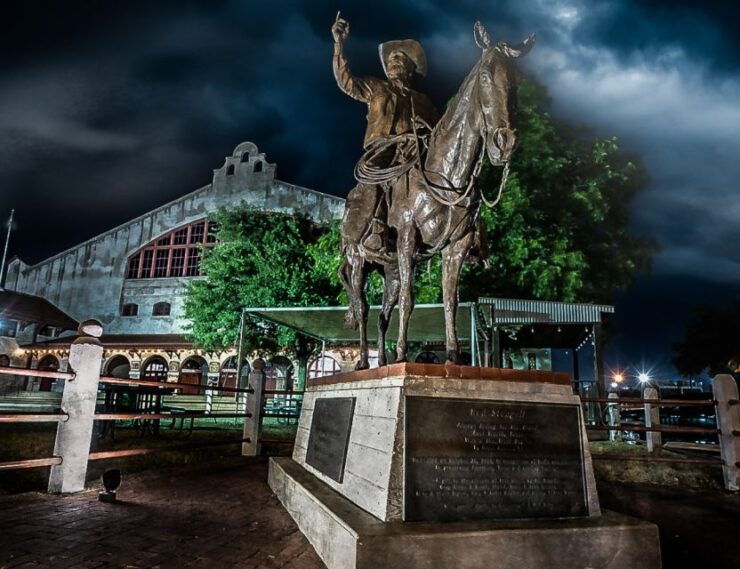 Fort Worth: Ghosts & Hauntings of the Wild West Walking Tour - Detailed Description
