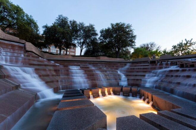 Fort Worth Heritage Journey: a Private Tour From Dallas - Pay Tribute to History