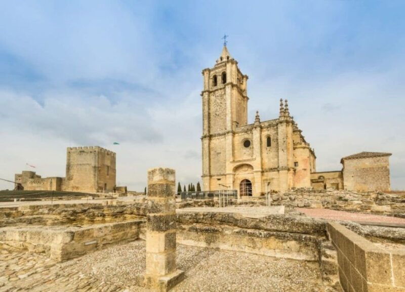 Fortaleza De La Mota Entrance Ticket With Audio Guide - Good To Know