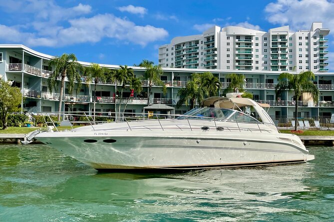 Four Hour 45 Yacht Tour in Miami Beach With Captain and Champagne - Reviews and Testimonials