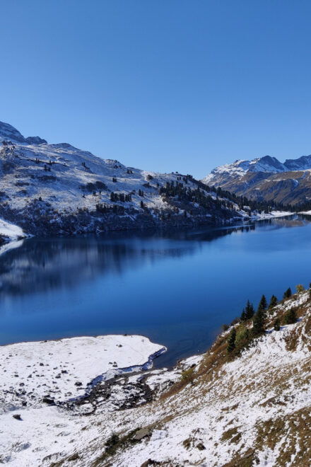 Four-Lake Hike in Engelberg: an Unforgettable Alpine Adventure - Scenic Train Journey and Cable Cars