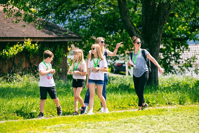 Foxtrail Scavenger Hunt - Compass Trail Vancouver - Meeting and Pickup