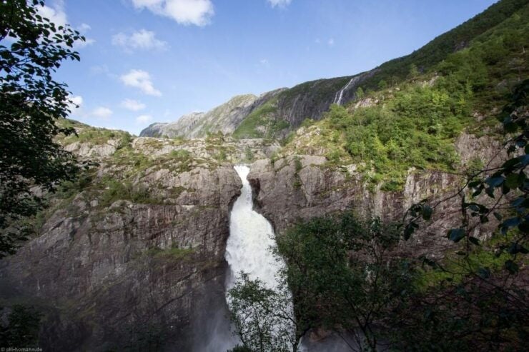 Frafjord Paddling and Månafossen Waterfall Hike Tour - Tour Duration and Language Options