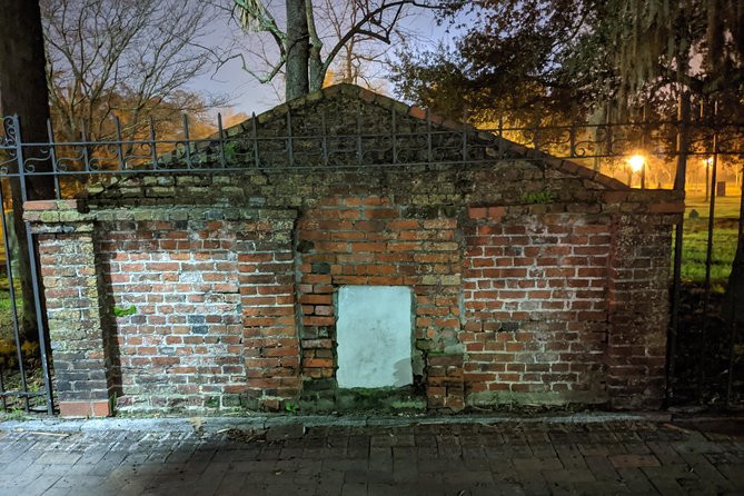 Fraidy Cat: The Family Fun Ghost Tour of Savannah - Fun and Interactive Experience
