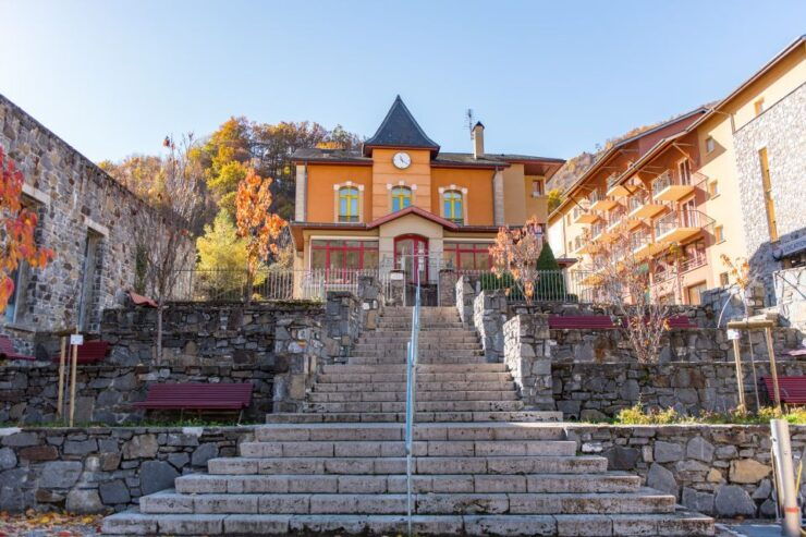 France, Andorra and Spain From Barcelona by Private Car - Good To Know