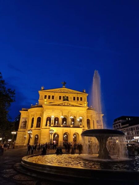 Frankfurt Am Main: Modern and Historical Frankfurt - Frequently Asked Questions