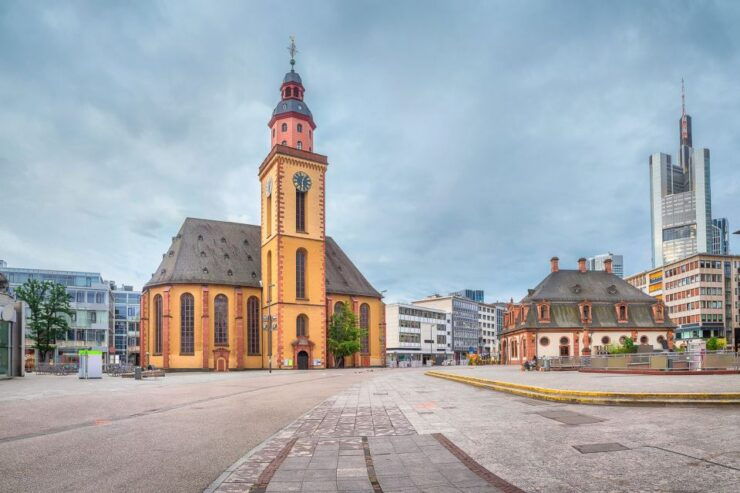 Frankfurt City: Smartphone Scavenger Hunt Sightseeing Tour - Activity Details