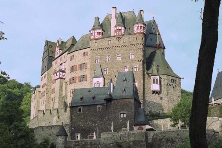 Frankfurt: Day Trip to Eltz Castle - Inclusions and Meeting Point