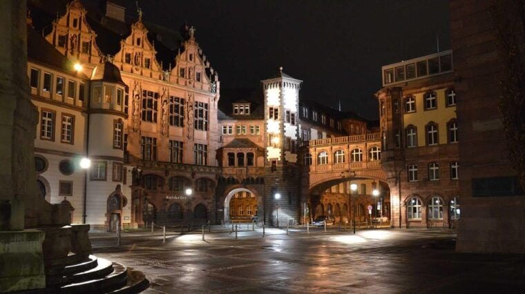 Frankfurt: Discover the heart of Frankfurt - a city tour in Russian - Authentic Experiences from Other Travelers