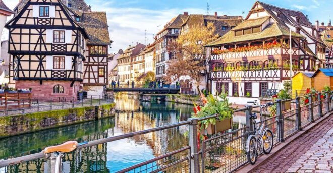 Frankfurt: Full-Day Nuremberg and Rothenburg Tour - Inclusions