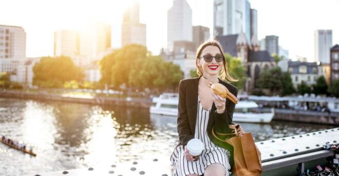 Frankfurt: German Food & Frankfurt Old Town Private Tour - Local Culinary Traditions and Landmarks
