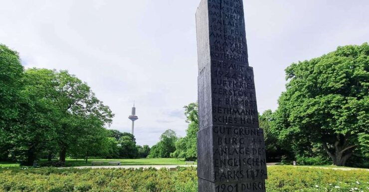 Frankfurt: Grueneburgpark Quest Smartphone App Game - Activity Details