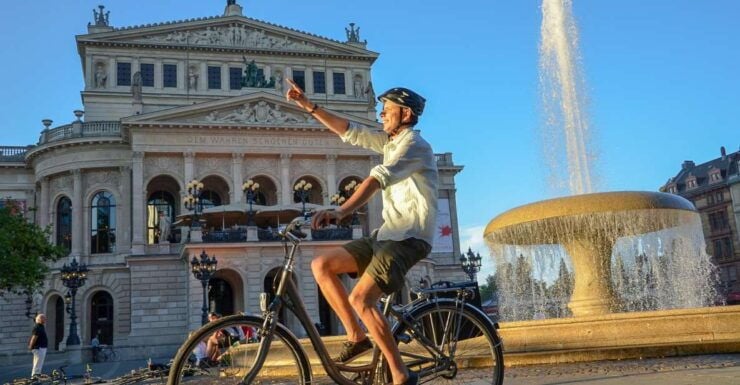 Frankfurt: Guided Bike Tour - About the Bike Tour