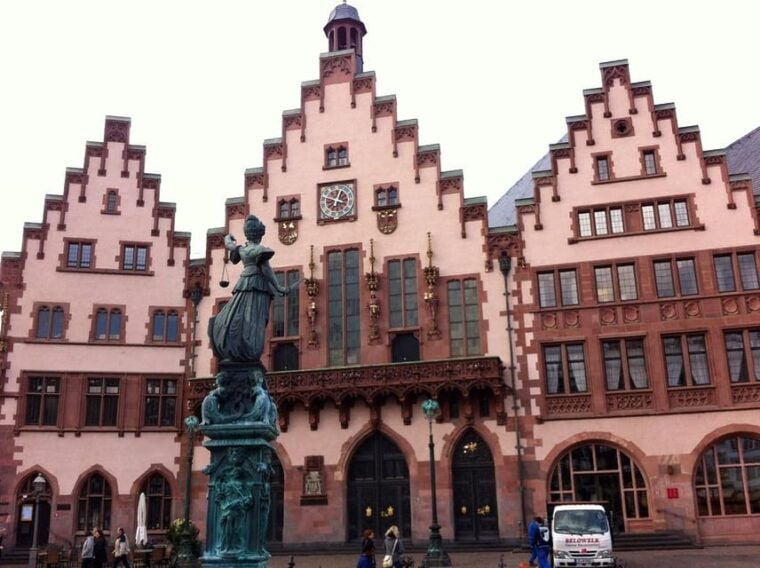 Frankfurt Guided Walking Tour with Apple Wine Experience - FAQs