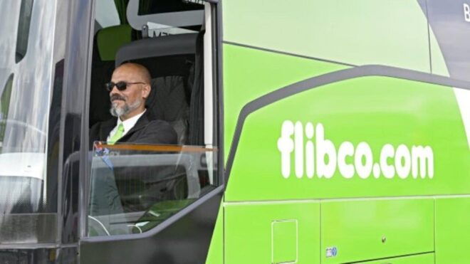 Frankfurt Hahn Airport: Bus Transfer From/To City Central - Comfortable Ride With Plenty of Legroom