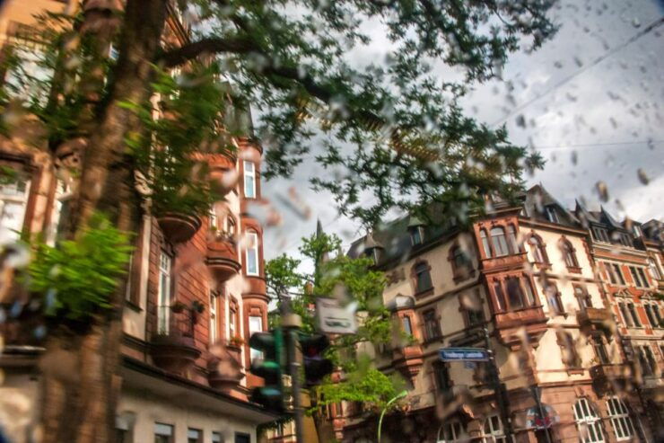 Frankfurt: Highlights Self-Guided Scavenger Hunt & City Tour - Experience Highlights