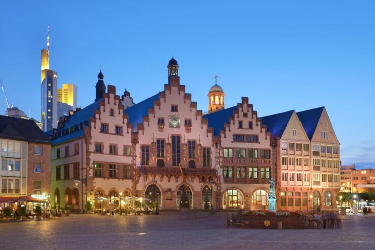 Frankfurt: Highlights the New Old Town English Guided Walk - Experience Highlights