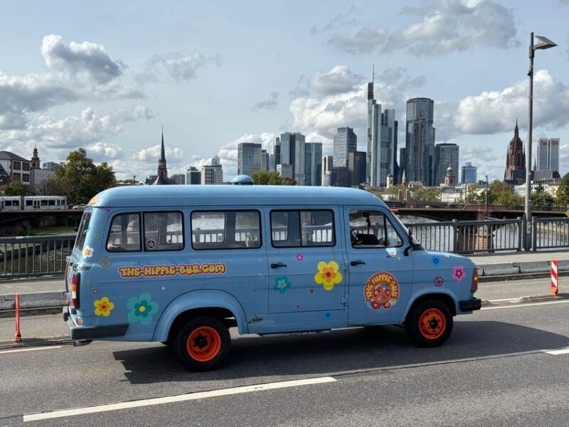 Frankfurt: Hippie Bus Sightseeing Tour - A Lighthearted Spin on City Sightseeing